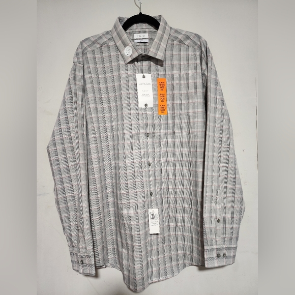 Used Calvin Klein slim fit 4-way stretch. AS-IS - Picture 3 of 8